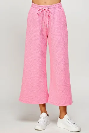 Bubble Gum Textured Cropped Wide Pants