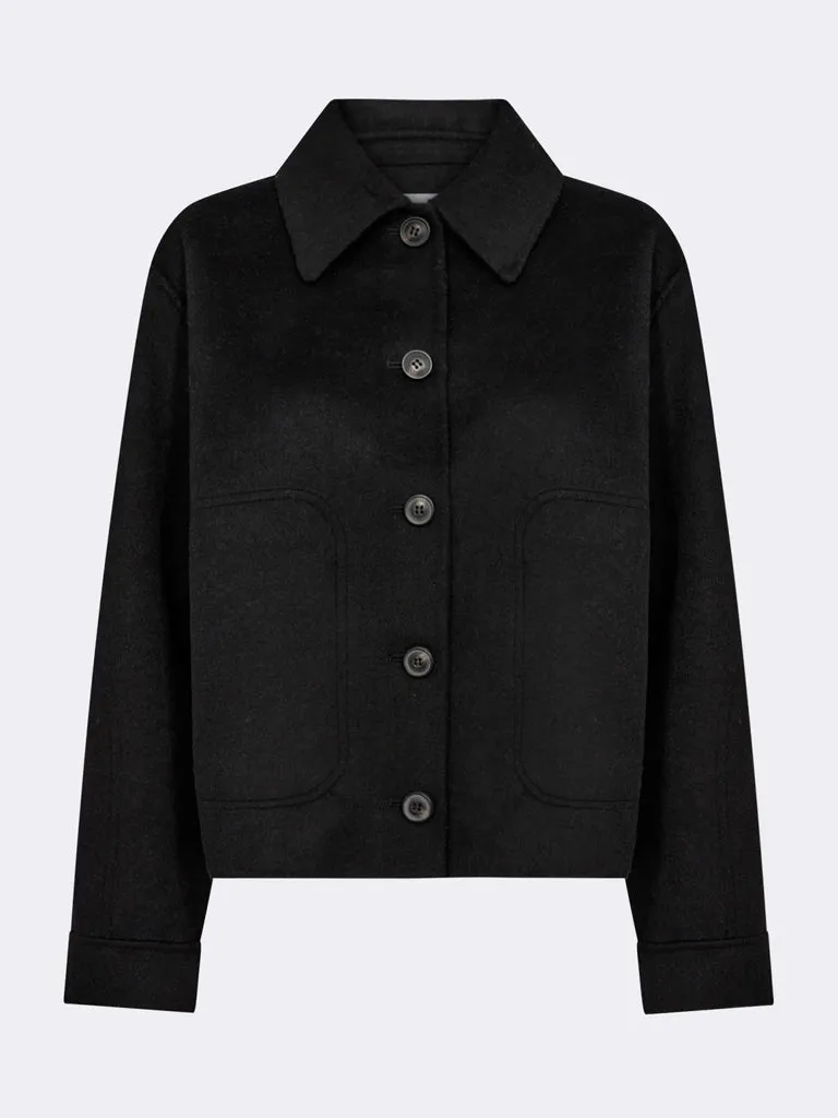 Levete Room Owa Jacket in Black