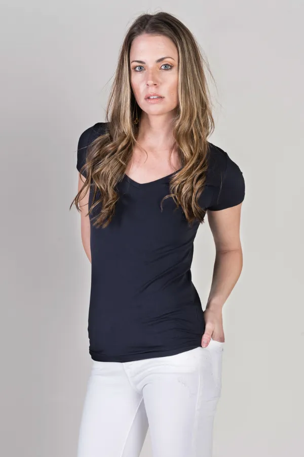 Majestic Short Sleeve V-Neck Tee in Marine/navy