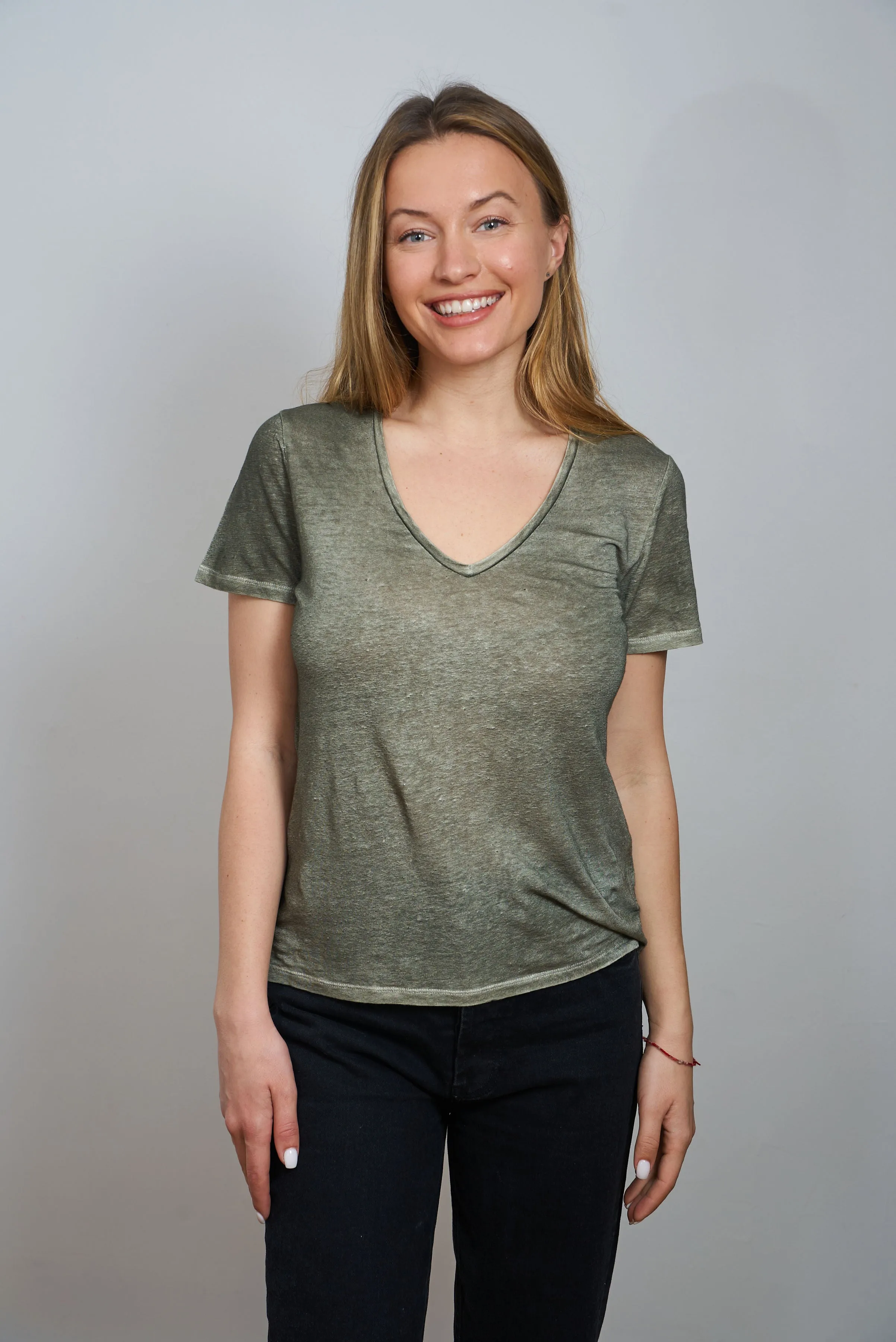 Stretch Linen Short Sleeve V-Neck - Kaki